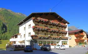 Hotel St-Leonhard